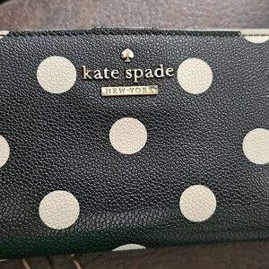 Kate Spade Stacy Cedar Dot In Black Bifold Wallet (Call Outs See Pics)